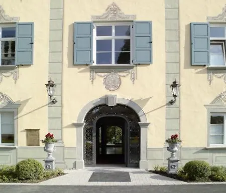 Schloss Neutrauchburg-2
